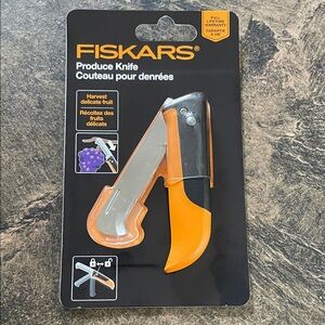 Fiskars | Produce Knife | Locking | Soft Grip | Folding | Harvesting | Unopened